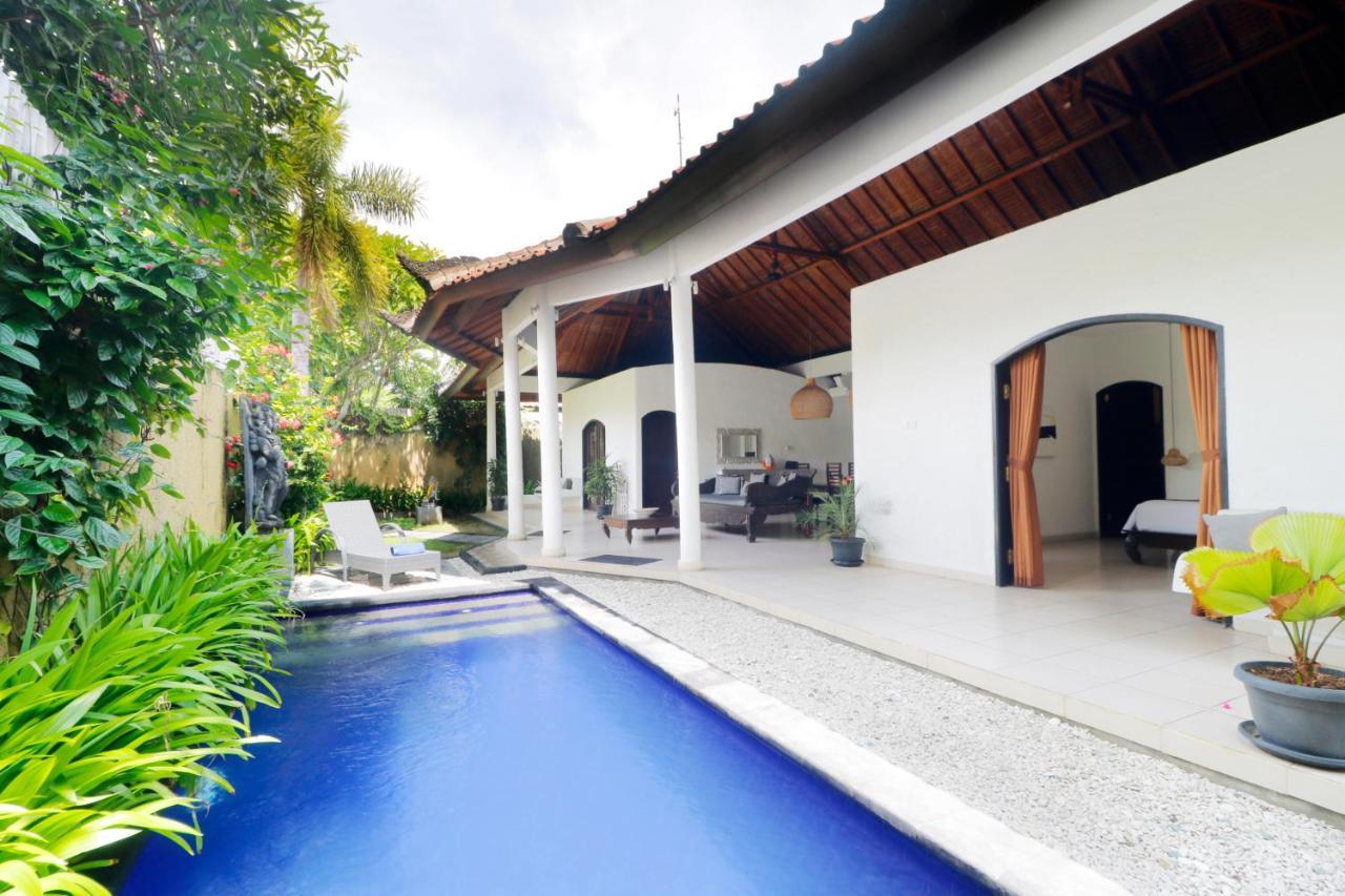 Singgah Villas Seminyak Zewnętrze zdjęcie