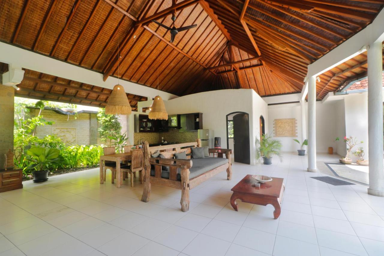 Singgah Villas Seminyak Zewnętrze zdjęcie
